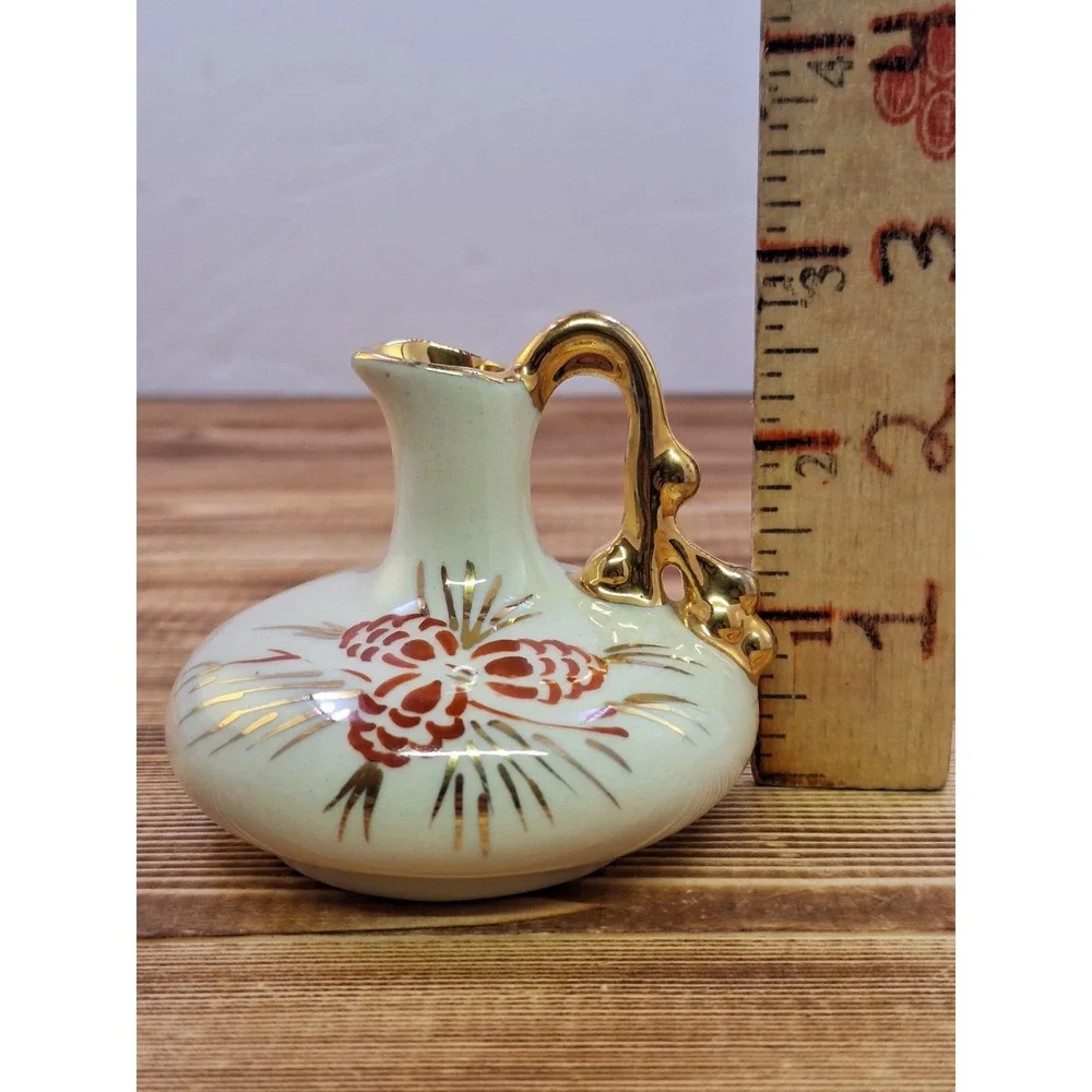 Le Pere Vintage Hand Painted Vase Pine‎ Cones Gold Trim 3